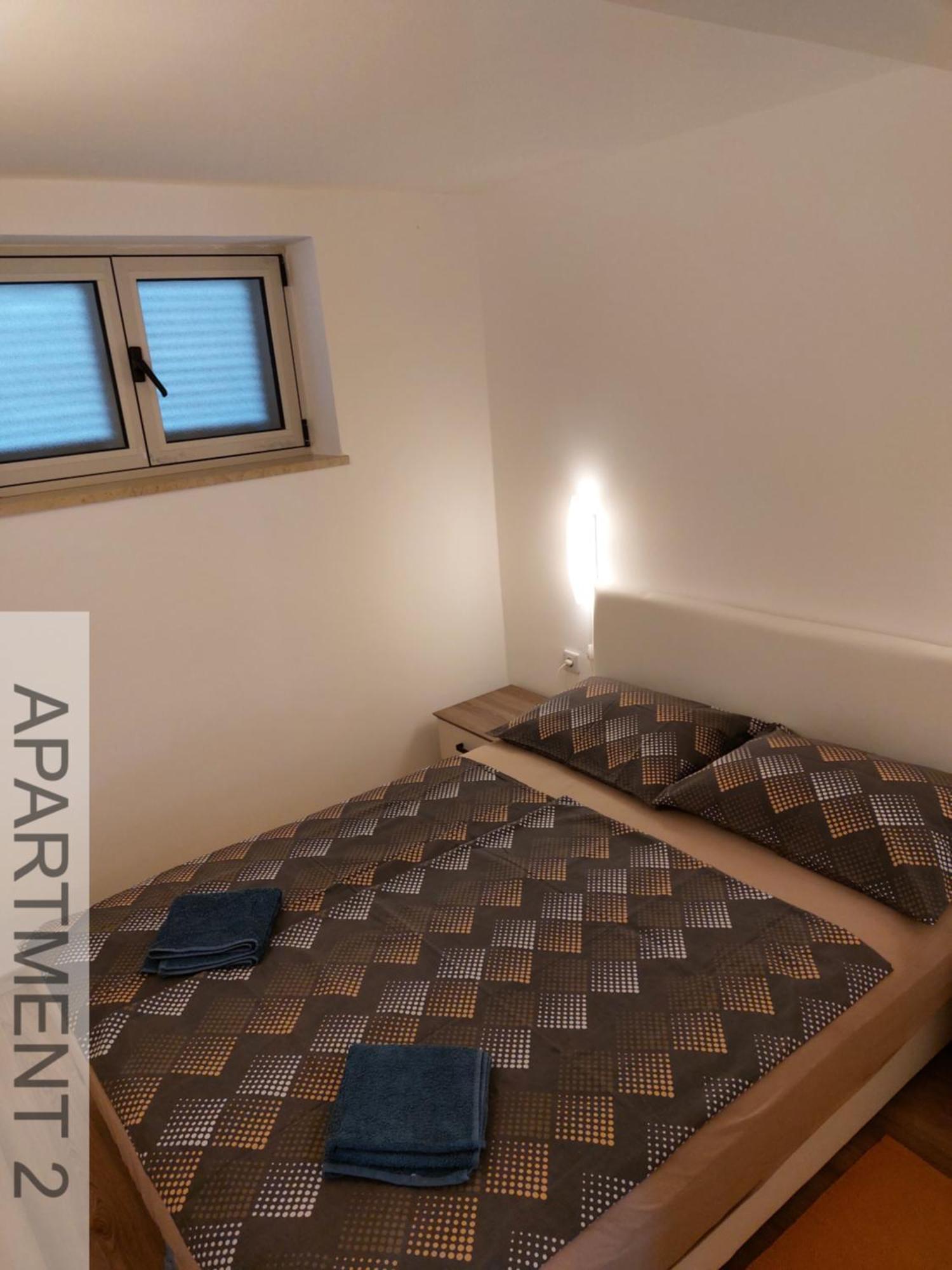 Apartmani Denis Stara Baska Ngoại thất bức ảnh
