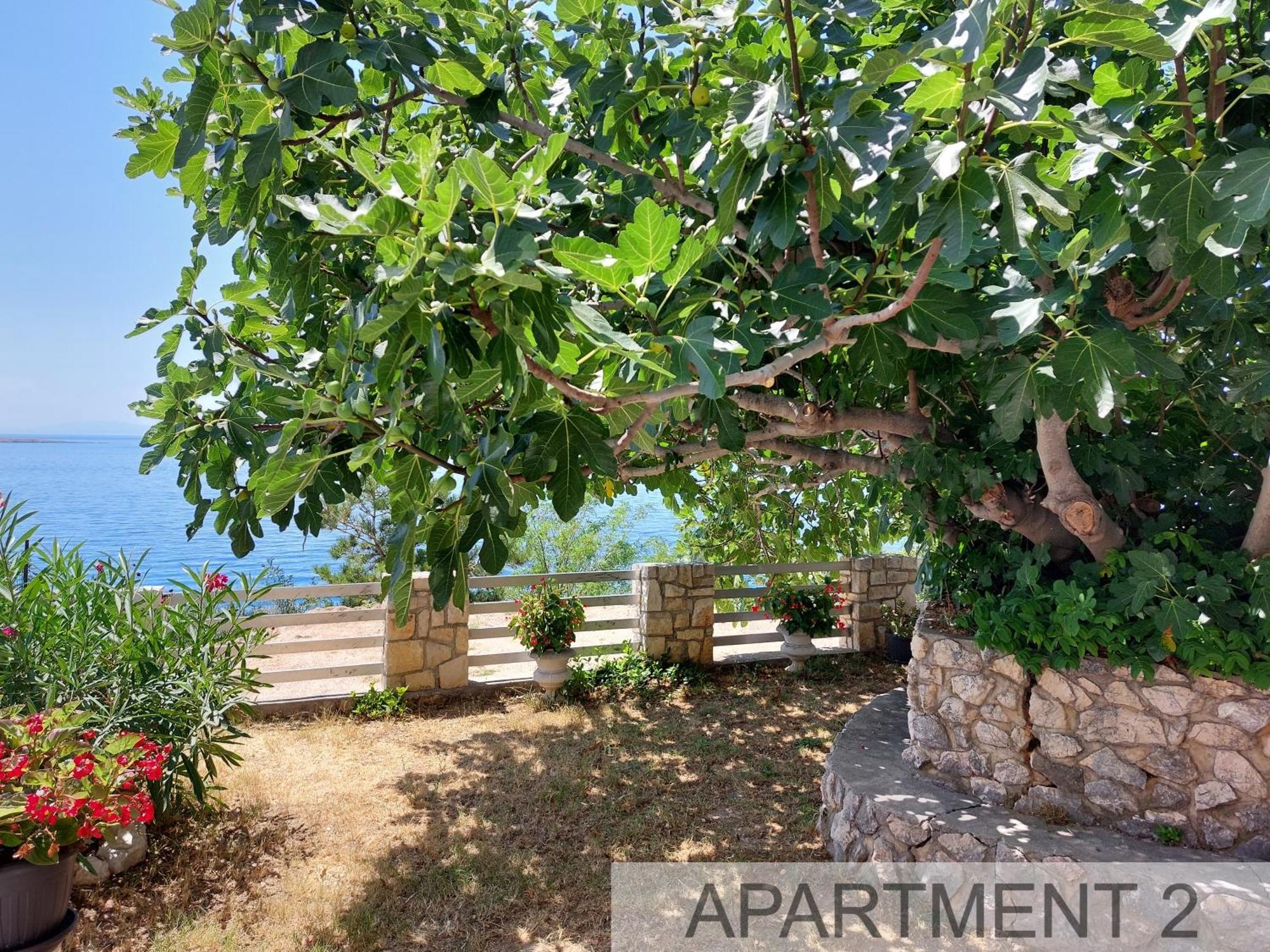 Apartmani Denis Stara Baska Ngoại thất bức ảnh